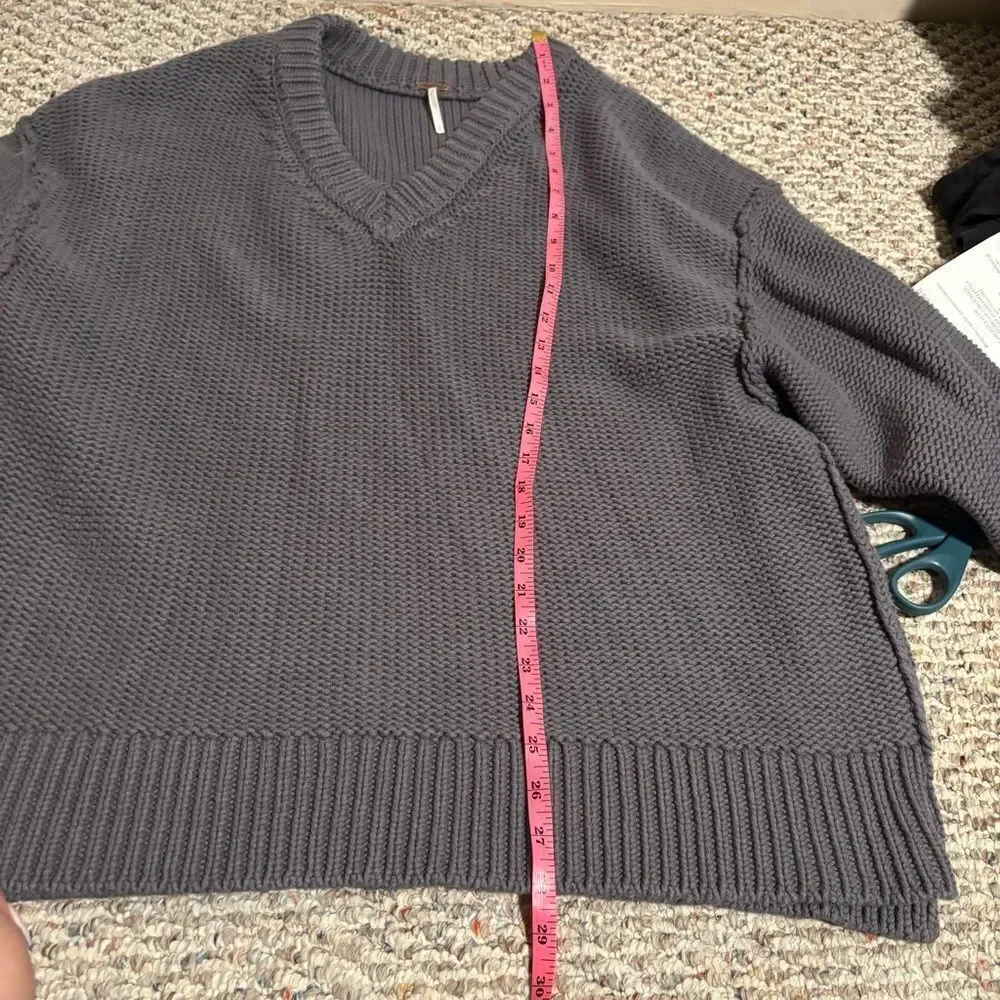 Free People Alli V-neck oversized Sweater Gray- Size XS